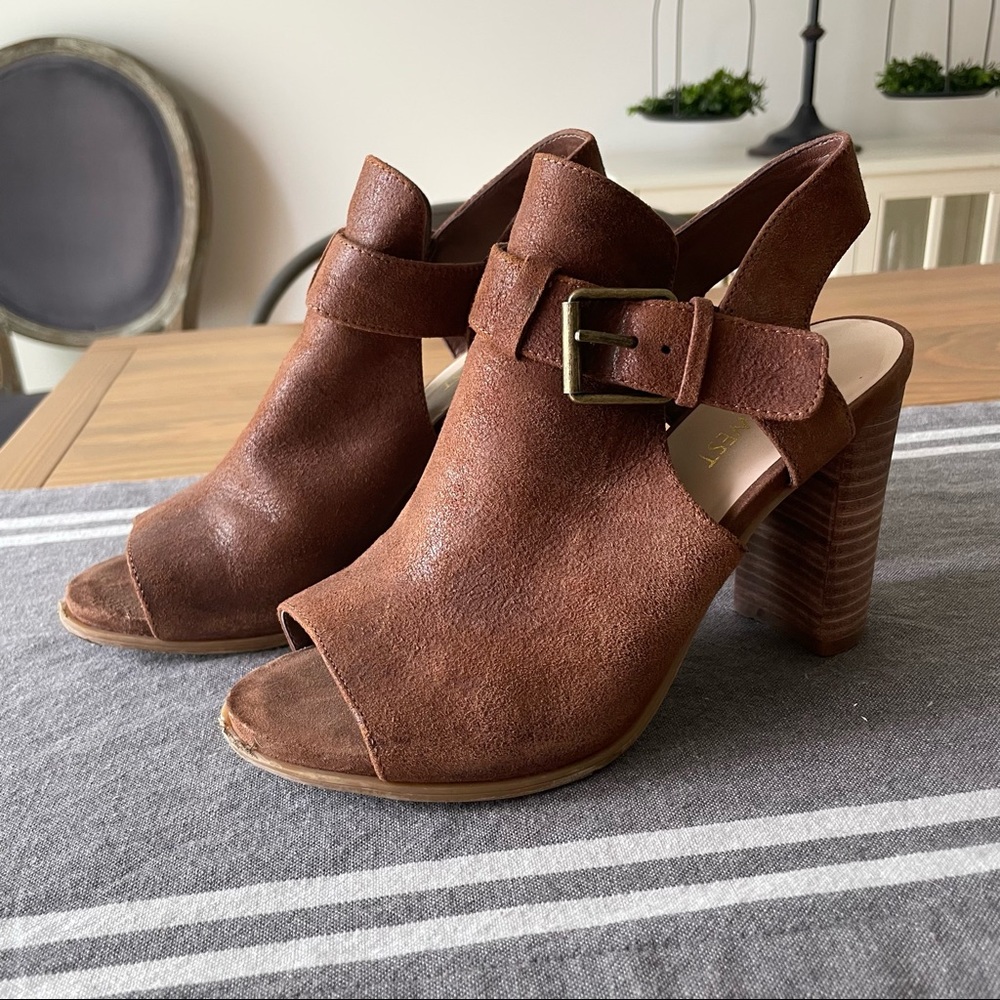 Nine West Leather Block Heel Sandal